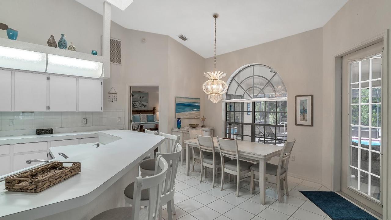 Your Manatee And Scalloping Adventure Retreat Crystal River Exterior photo